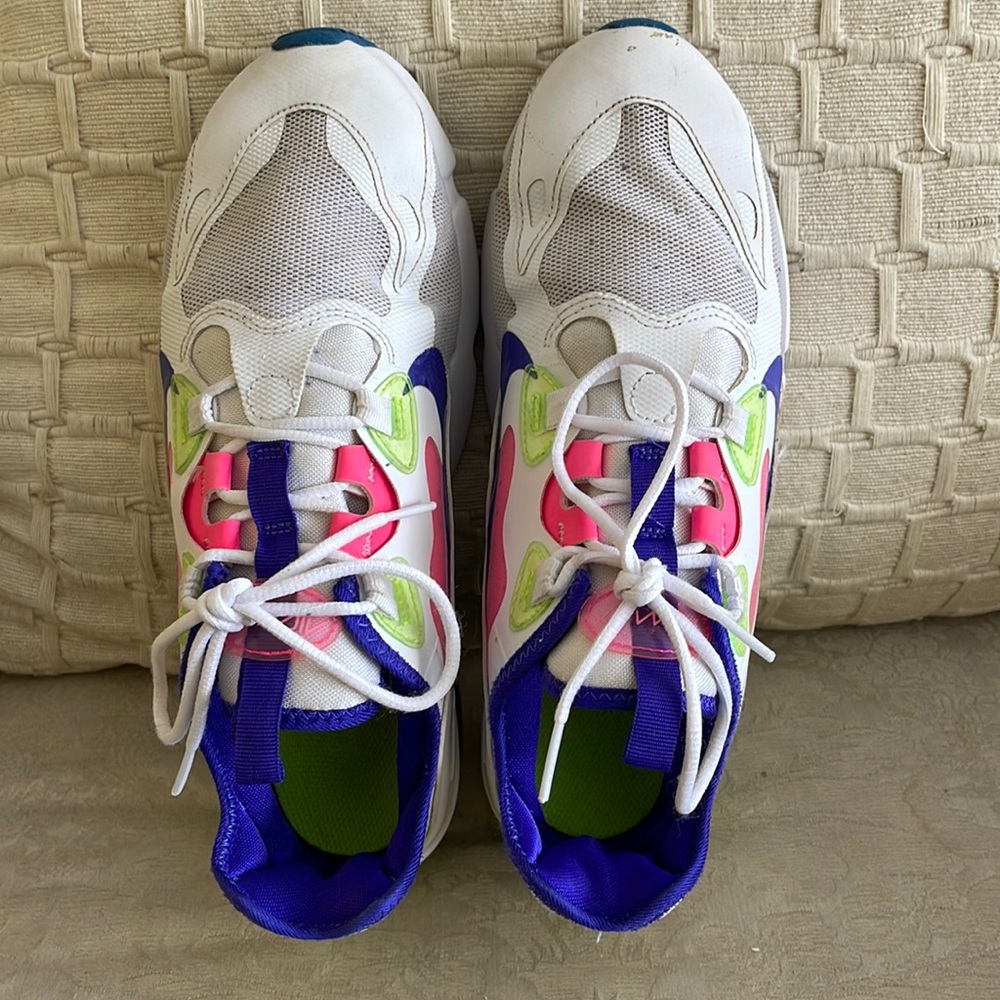 Women’s Nike Air Max multicolor shoes